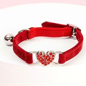 NWT Adorable Rhinestone Heart & Bell Pet Collar - Perfect for Your Dog or Cat!